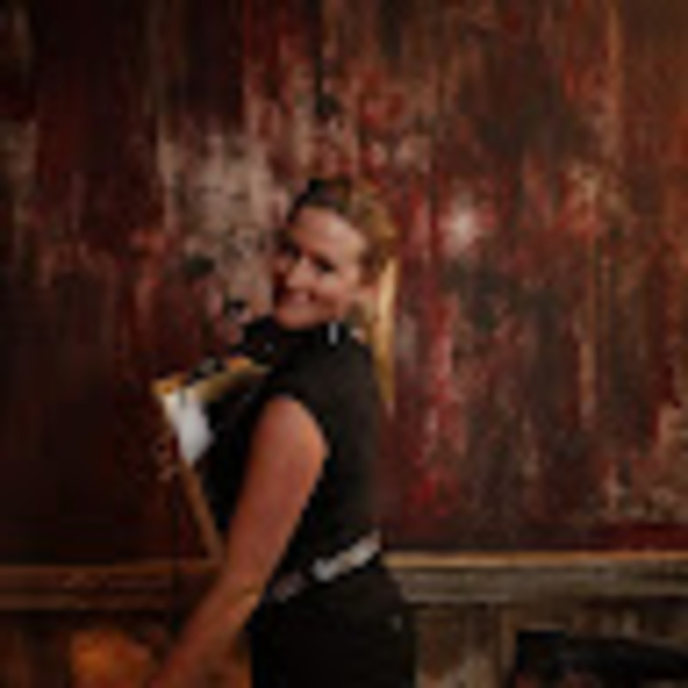 Meet your Posher, Jacqueline